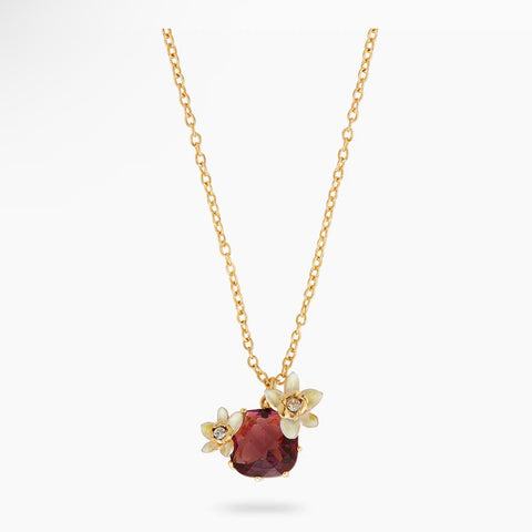 Glass and Vanilla Flower Necklace