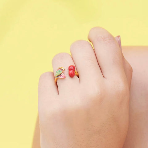 Exquise Cherry Adjustable Ring
